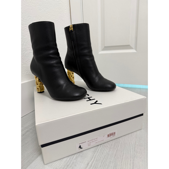 Givenchy Shoes - Givenchy G Cube-Heel Ankle Boots in Black